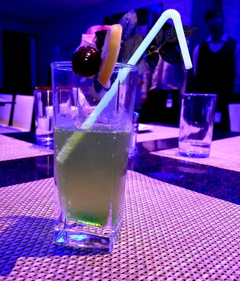 Rājahmundry Venky'S Delight酒店 外观 照片