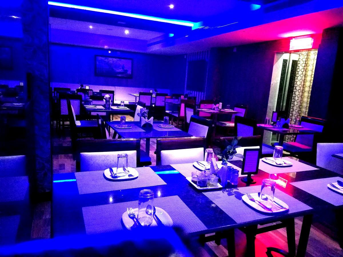 Rājahmundry Venky'S Delight酒店 外观 照片